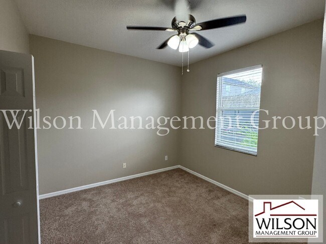 Building Photo - 5004 Adair Oak Dr