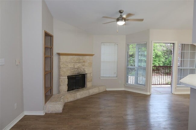 Building Photo - 6804 N Capital of Texas Hwy