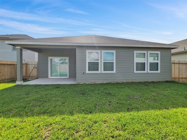 Building Photo - 28410 Selsdon Ct