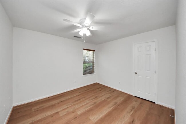 Building Photo - 14623 Cypress Cottage Ct