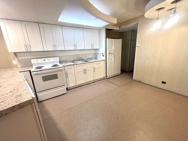 Building Photo - 137 Lantern Pl