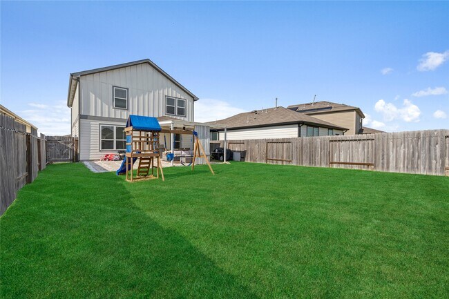 Building Photo - 25415 Rock Spur Trl