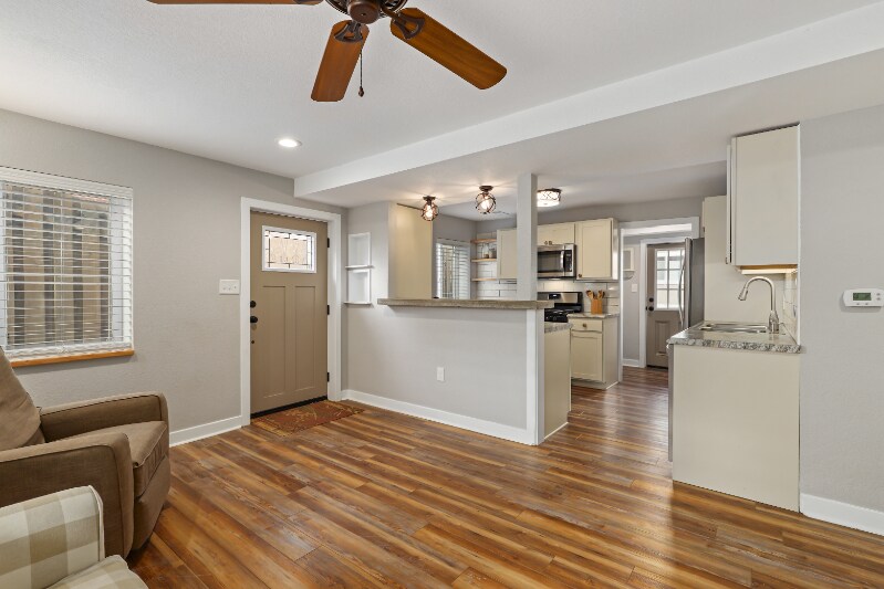 Building Photo - 616 2nd St