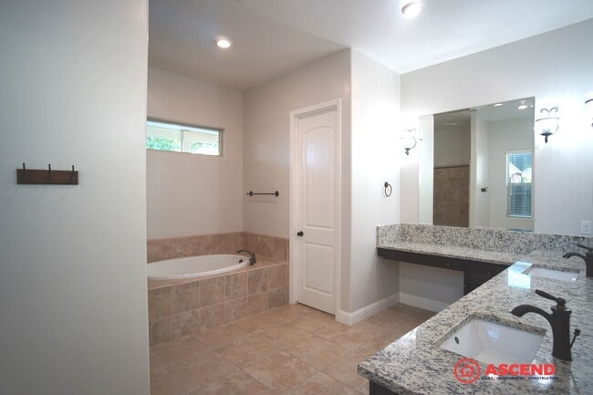 Building Photo - Breathtaking Home Off Calloway and Snow Rd!