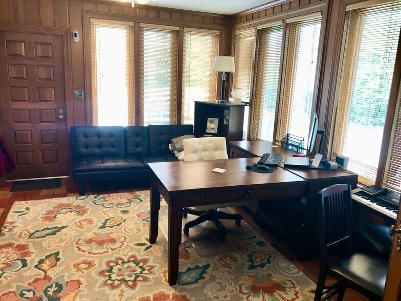 Building Photo - 8412 Oxford Woods Ct