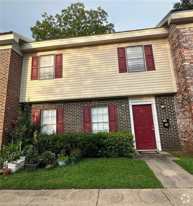 Building Photo - 4017 Cottage Hill Rd