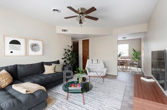 Building Photo - 1851 W Deane St