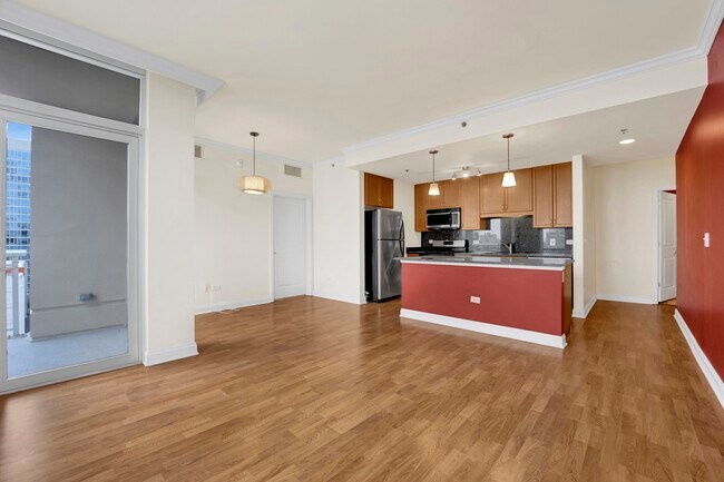 Building Photo - 1400 S Michigan Ave