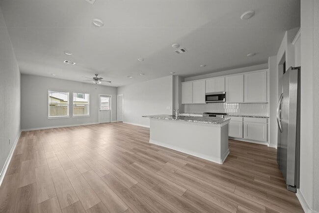 Building Photo - 8425 Sweet Cherry Ln