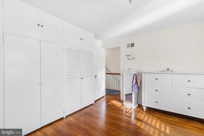 Building Photo - 4407 Whittier Rd