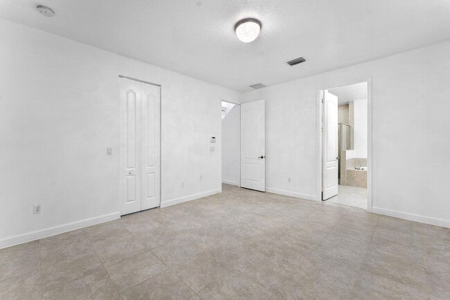 Building Photo - 3841 Aspen Leaf Dr