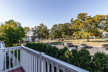 Building Photo - 76 Lakeview Pl