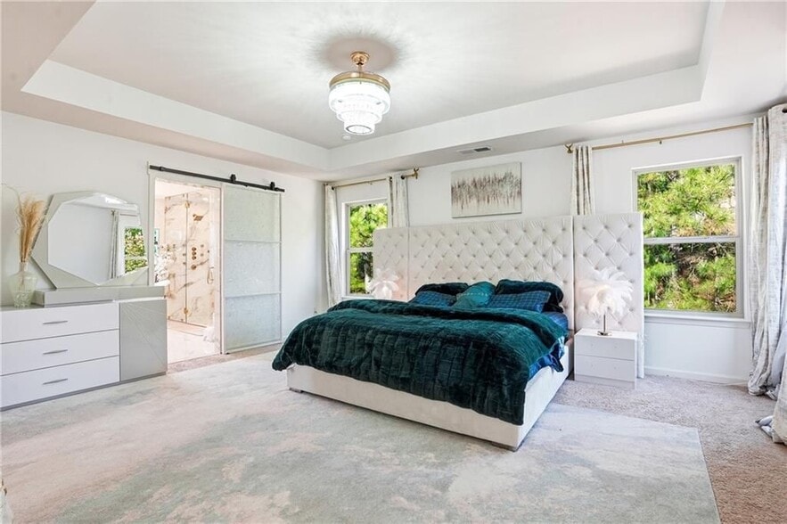 Building Photo - 341 Emporia Loop