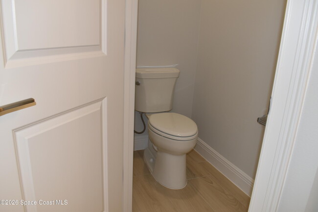 Building Photo - 406 Grove Ln