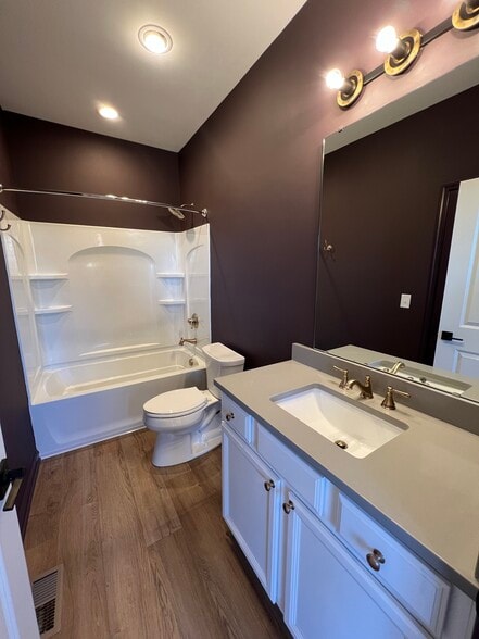 Building Photo - 15296 Mystic Rock Dr