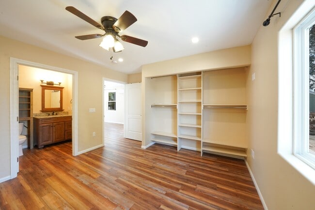 Building Photo - 1175 Campbell Way