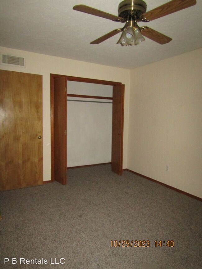 Building Photo - 2 br, 1 bath House - 401 NW 6th Street, Apt B