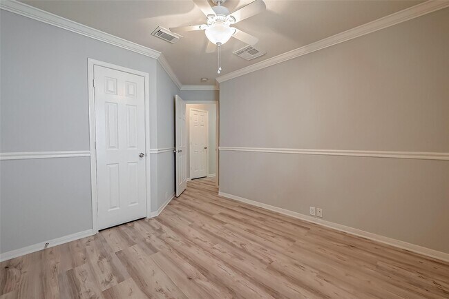 Building Photo - 10407 Marble Crest Dr