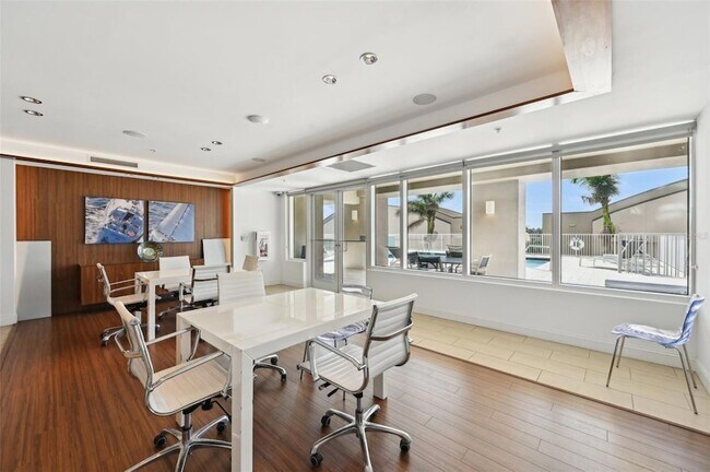 Building Photo - 1771 Ringling Blvd
