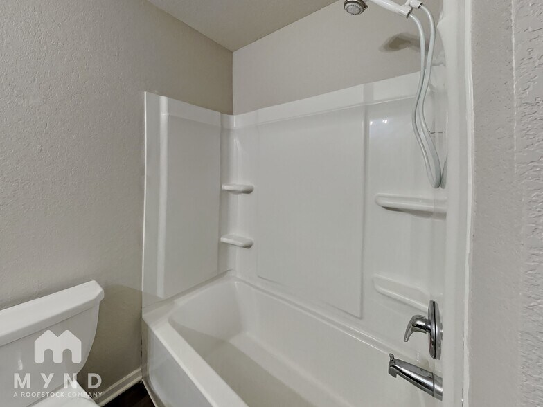Building Photo - 6008 Orange Valley Cove