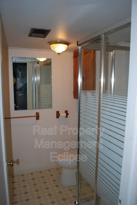Building Photo - 10832 35th Ave SW