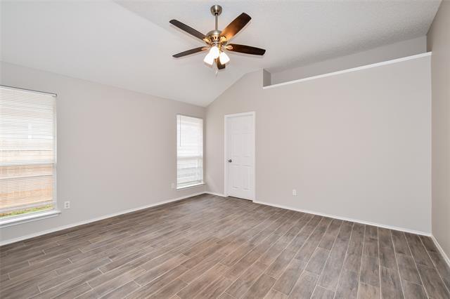 Building Photo - 2406 Garden Creek Dr