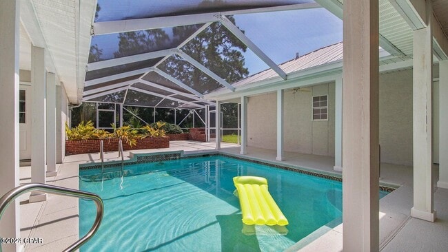 Building Photo - 104 Colony Harbour Rd