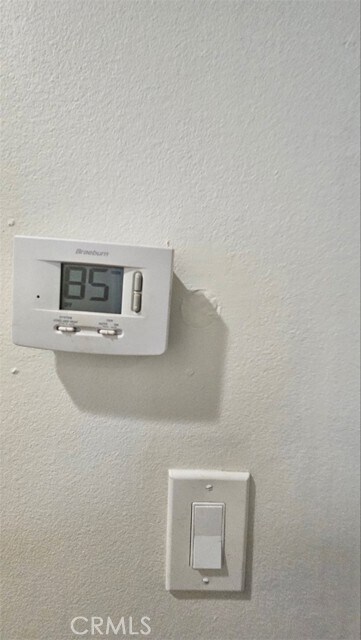 Building Photo - 1458 E 23rd St