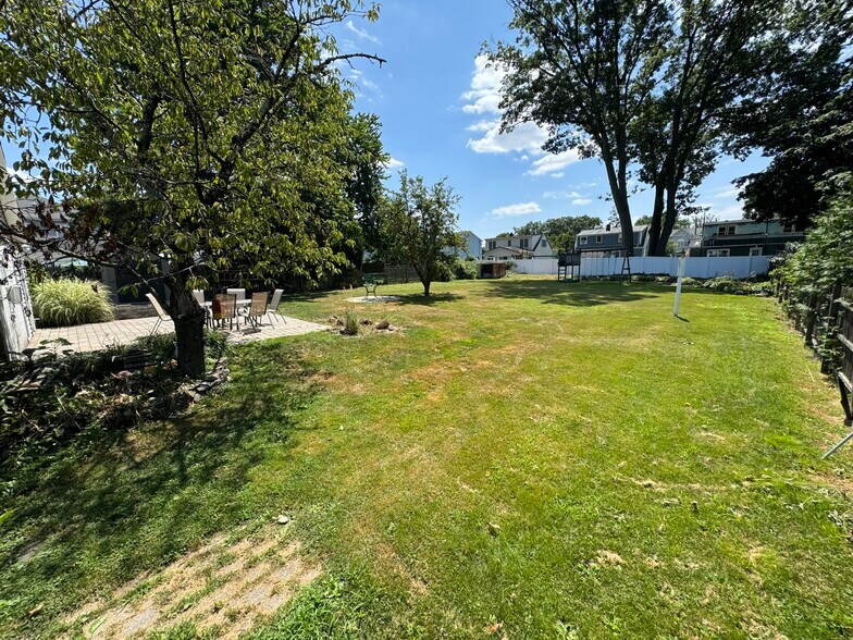 Large fenced in backyard - 24 Parker Ave