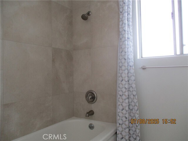 Building Photo - 407 Arenoso Ln
