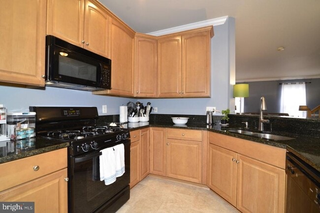 Building Photo - 14237 Legend Glen Ct