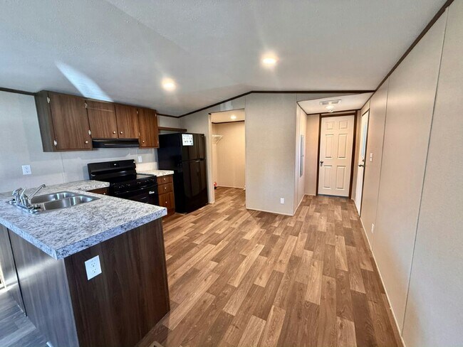 Building Photo - 751 Kernodle Ln