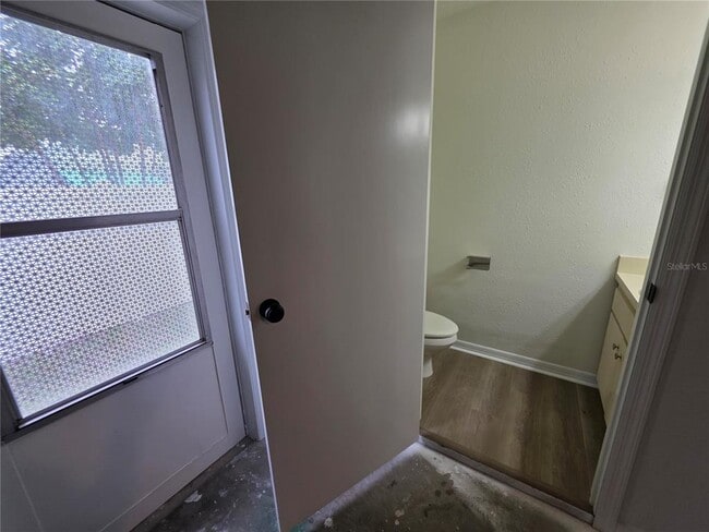 Building Photo - 5611 6th St