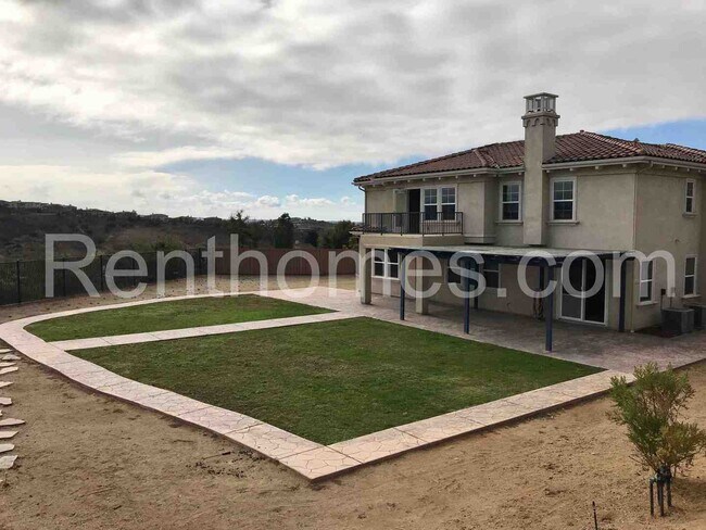 Building Photo - 5539 Alexandrine Ct