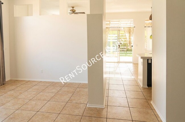 Building Photo - 3 Bedroom Single Story Home for Rent in We...