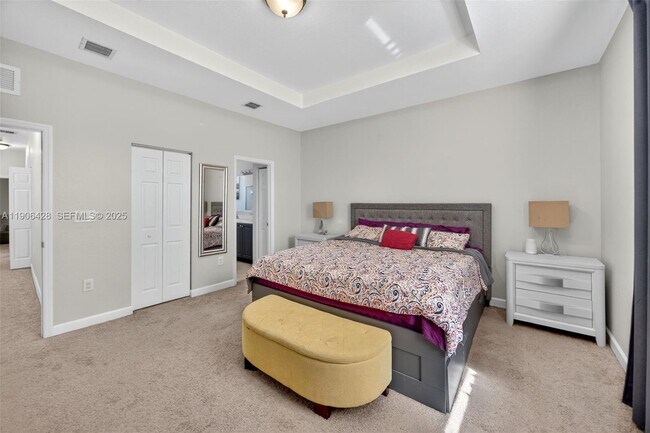 Building Photo - 379 NE 25th Terrace