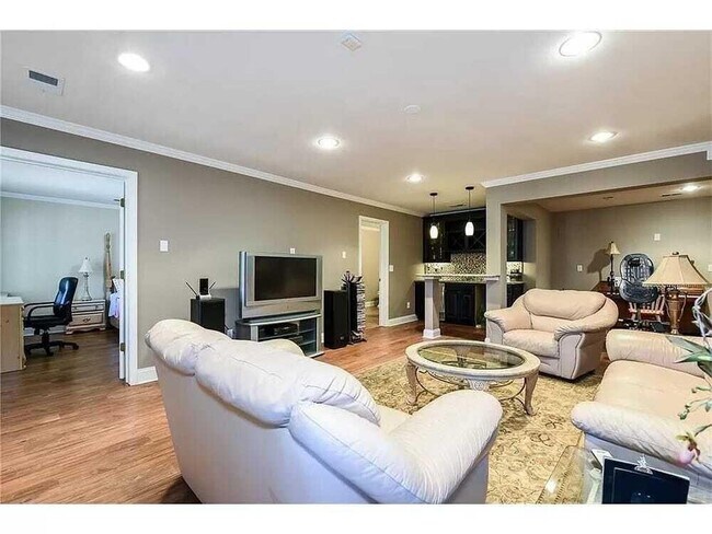 Building Photo - 2479 Sandstone Pl NE