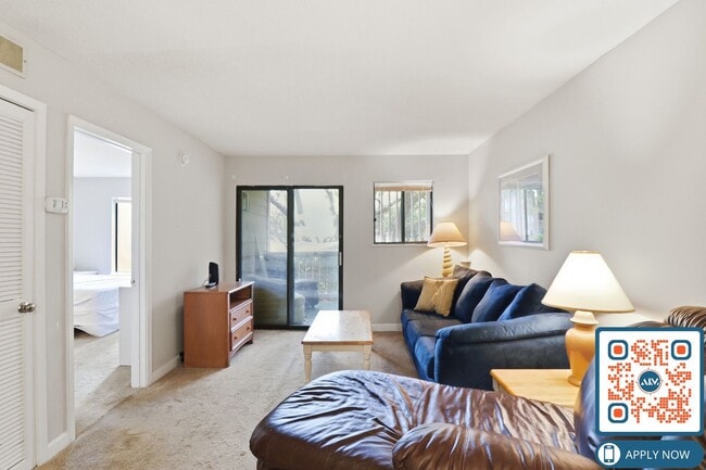 Building Photo - Fully Furnished 2BR Condo in Hilton Head’s North End – $400 Off First Month’s Rent!