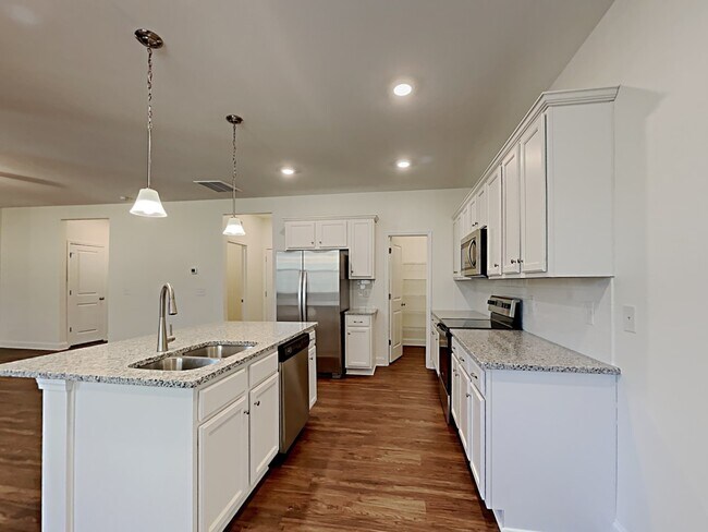 Building Photo - 3216 Oakfields Rd