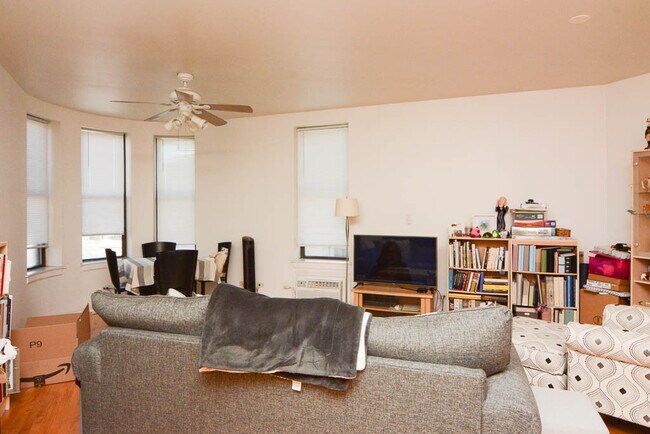 Building Photo - 3941 N Monticello Ave