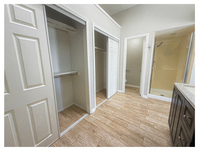 Building Photo - Beautiful 3 Bed / 2 Bath Home with Two Living Areas and Fenced Yard in Cedar Hill | AVAILABLE NOW