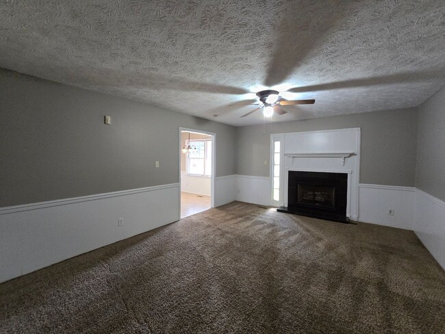Building Photo - 6003 McDougal Dr
