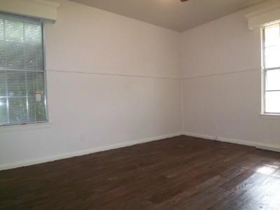 Building Photo - 1809 Rogge Ln