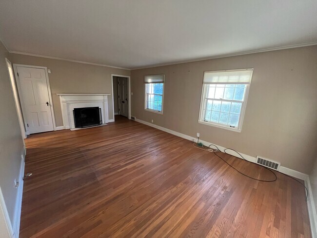 Building Photo - 101 E Westfield Blvd