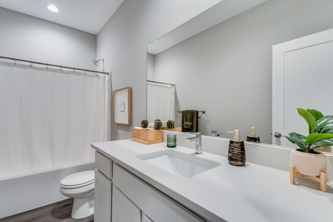 Building Photo - Falcon Falls-Maxwell Plan