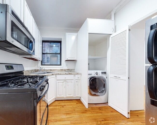 Building Photo - 542 W 147th St