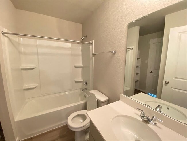 Building Photo - 17200 Crane Fly Dr