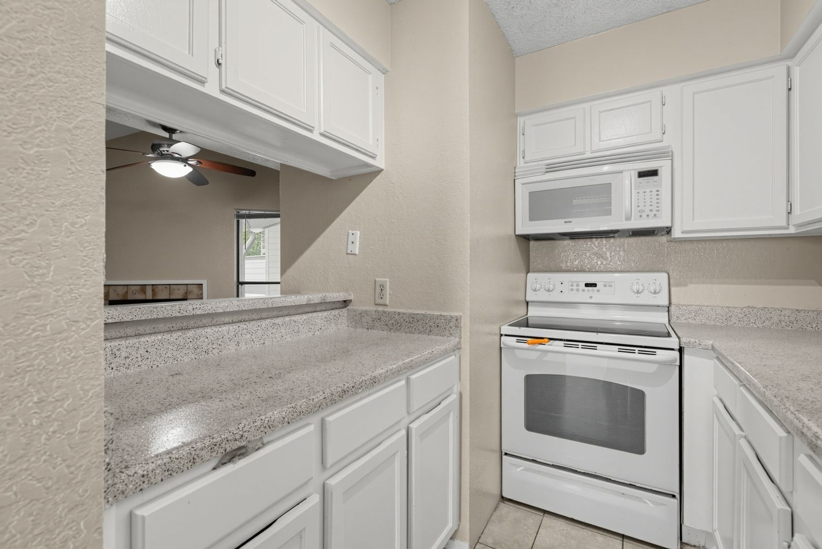 Building Photo - 1608 Pecan Chase Cir