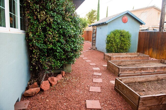 Building Photo - Stunning Turn of the 20th Century Home in ...
