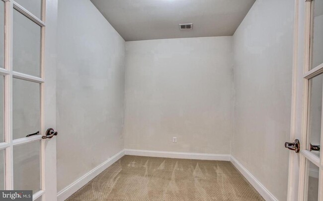 Building Photo - 1427 Chanery Ct